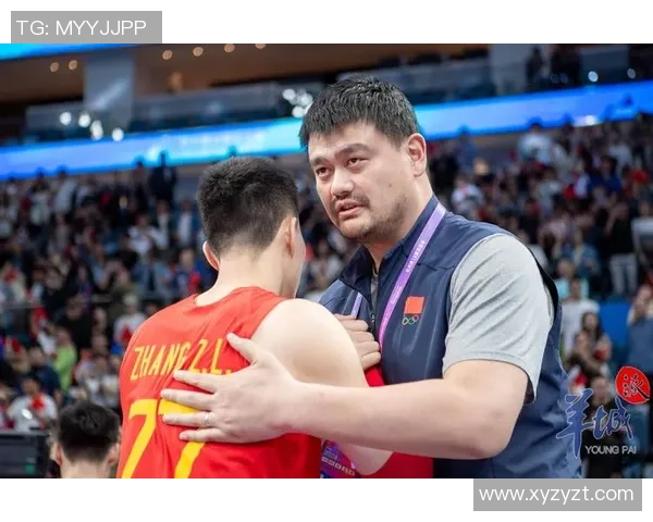 姚明与霍启刚握手瞬间展现友谊与合作精神引发热议 姚明与霍启刚握手瞬间展现友谊与合作精神引发热议