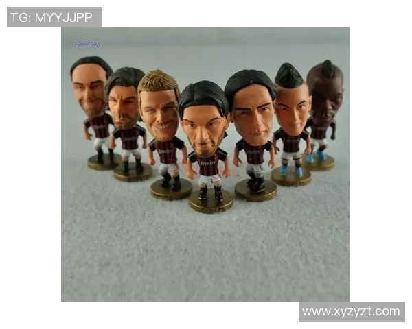 足球明星公仔卡片挂件的魅力与收藏价值探讨 足球明星公仔卡片挂件的魅力与收藏价值探讨